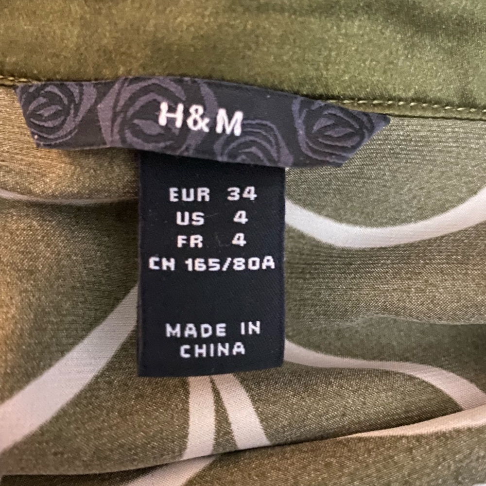 H &M Dress - Picture 4 of 4